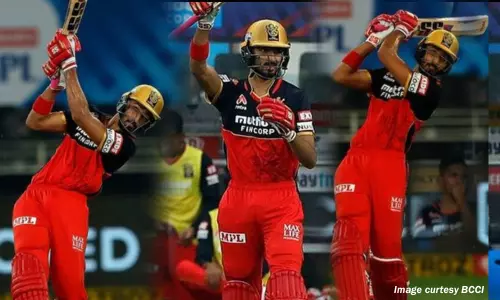 IPL 2020 Updates: దేవదత్‌ పడిక్కల్..ఆరంగేట్రం లోనే అర్ధ సెంచరీ తో అదరగొట్టాడు.