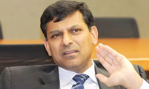 కొన్ని బ్యాంకుల్ని ప్రయివేట్ చేయండి.. మొండి బ్యాంక్ లు ఏర్పాటు చేయండి..ఆర్బీఐ మాజీ గవర్నర్ రఘురామ రాజన్!