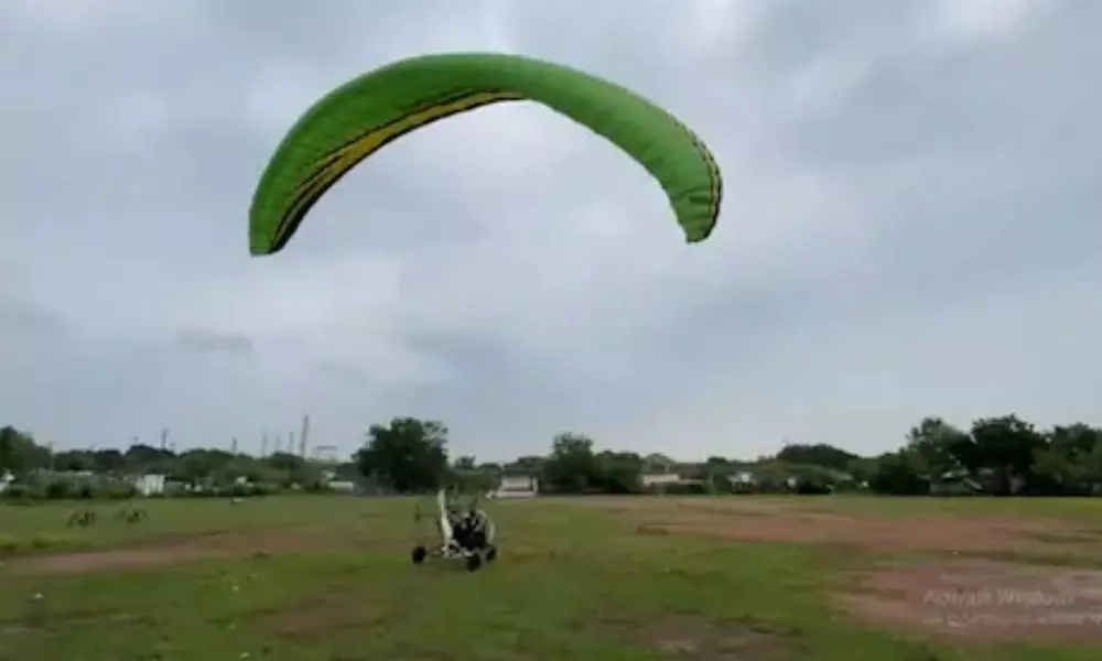Power Para Glider In Telangana : రామగుండం యువకుడి అద్భుత ఆవిష్కరణ