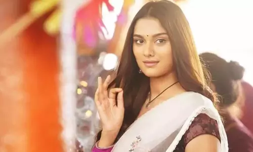 అడివి శేషుతో బాలీవుడ్ భామ! అడివి శేషుతో బాలీవుడ్ భామ!