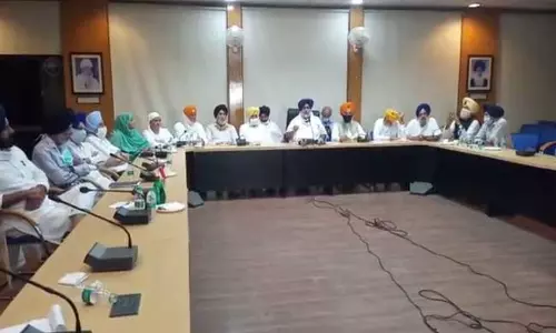 బీజేపీకి బిగ్ షాక్.. ఎన్డీఏ నుంచి తప్పుకున్న శిరోమణి అకాలీదళ్