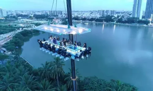 త్వరలో విశాఖ బీచ్ లో అద్భుత విహారం