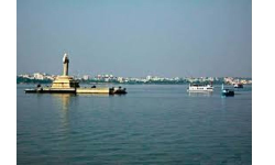 Hyderabad updates: ట్యాంక్ బండ్ పై కాంగ్రెస్ నేతల క్యాండిల్ ర్యాలీ.. Hyderabad updates: ట్యాంక్ బండ్ పై కాంగ్రెస్ నేతల క్యాండిల్ ర్యాలీ..