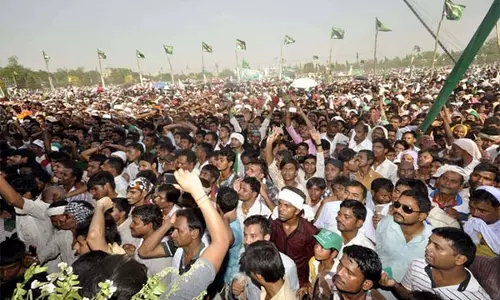 బీహార్ లో ముస్లిం ఓటర్లు కీలకం.. వారిఓట్లు ఏ పార్టీకంటే..