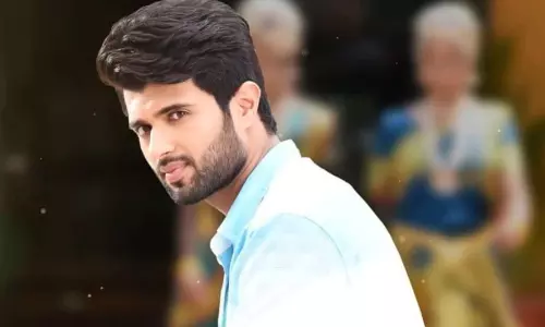 విజయ్ సరికొత్త రికార్డు.. సౌత్ లోనే ఏకైక హీరో!