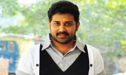 SHIVA BALAJI: ఆన్లైన్ క్లాసుల పేరిట కార్పొరేట్ స్కూళ్ల దోపిడీ SHIVA BALAJI: ఆన్లైన్ క్లాసుల పేరిట కార్పొరేట్ స్కూళ్ల దోపిడీ