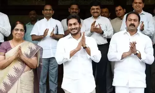 ఏపీ ప్రజలకి సీఎం జగన్ పిలుపు.. ఈరోజు రాత్రి ఏడూ గంటలకు..