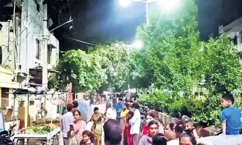 Earthquake : హైదరాబాద్ లో కంపించిన భూమి