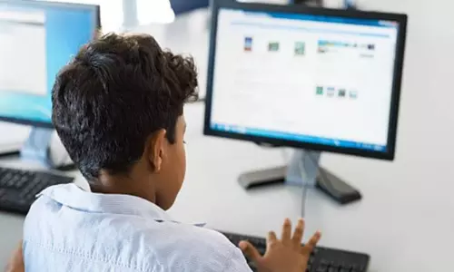 ఆన్ లైన్ క్లాసులపై తెలంగాణాలో విద్యార్ధులు ఏమంటున్నారు? ఆన్ లైన్ క్లాసులపై తెలంగాణాలో విద్యార్ధులు ఏమంటున్నారు?