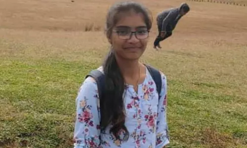 Minister Harish Rao : సిద్ధిపేట విద్యార్ధినిని ప్రశంసించిన మంత్రి హరీష్ రావు Minister Harish Rao : సిద్ధిపేట విద్యార్ధినిని ప్రశంసించిన మంత్రి హరీష్ రావు