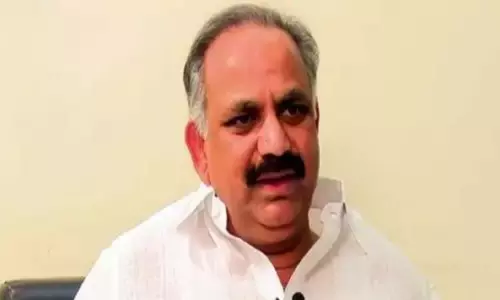 Dronamraju Srinivasa Rao Passed Away : వీఎంఆర్డీఏ చైర్మన్ ద్రోణంరాజు శ్రీనివాస్ మృతి Dronamraju Srinivasa Rao Passed Away : వీఎంఆర్డీఏ చైర్మన్ ద్రోణంరాజు శ్రీనివాస్ మృతి