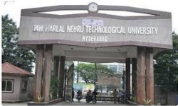 JNTU : జేఎన్టీయూ వద్ద విద్యార్థుల ఆందోళన..