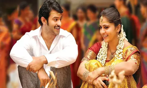 సరదాగా తీసింది.. పోస్టర్ అయ్యింది : ప్రభాస్ తో ఫొటోపై అనుష్క!