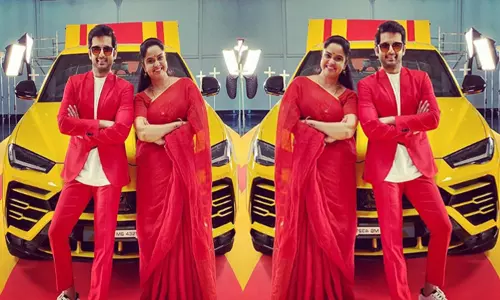 నితిన్ తో ప్రగతి.. రెడ్ ఔట్ఫిట్లో మెరిసిపోతున్నారు! నితిన్ తో ప్రగతి.. రెడ్ ఔట్ఫిట్లో మెరిసిపోతున్నారు!