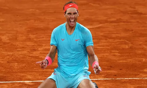 ఫ్రెంచ్ ఓపెన్ విజేత నాదల్.. ఫెదరర్ రికార్డు సమం..