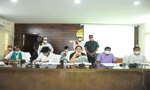 గిరివికాసం పథకాన్ని గిరిజనులు సద్వినియోగం చేసుకోవాలి : మంత్రి సత్యవతి రాథోడ్ గిరివికాసం పథకాన్ని గిరిజనులు సద్వినియోగం చేసుకోవాలి : మంత్రి సత్యవతి రాథోడ్