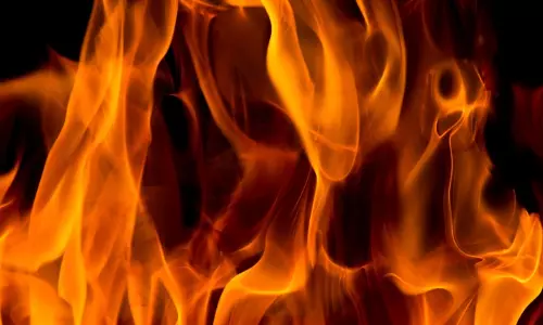 ఏపీలో మరో అగ్నిప్రమాదం.. కెమికల్ ఫ్యాక్టరీలో ఎగసిపడుతున్న మంటలు!