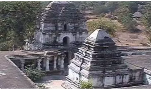 బ్రహ్మచే ప్రతిష్టింపబడిన శివలింగం ఎక్కడుందో తెలుసా