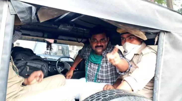 Alok Prasad Pasi Arrested in UP: మహిళ ఆత్మహత్య కేసులో కాంగ్రెస్ నాయకుడు అరెస్ట్