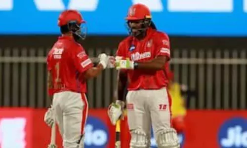 IPL 2020: క్రిస్ గేల్, రాహల్ ఏంట్రీతో.. కోహ్లీ సేనపై పంజాబ్ విజయం IPL 2020: క్రిస్ గేల్, రాహల్ ఏంట్రీతో.. కోహ్లీ సేనపై పంజాబ్ విజయం