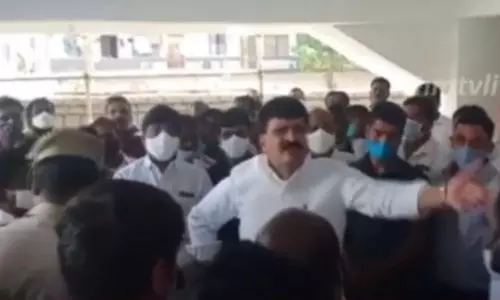 కార్పొరేటర్లపై ఎమ్మెల్యే మైనంపల్లి ఫైర్..