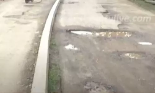 వరంగల్ నగరంలో అస్తవ్యస్తంగా రహదారులు