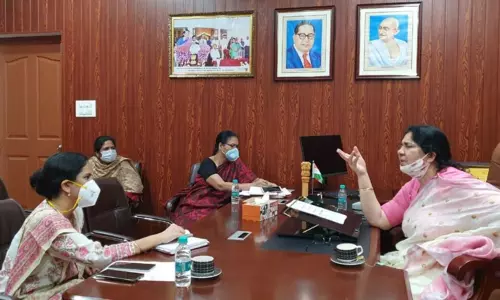 సఖీ కేంద్రాలను పటిష్టంగా నిర్వహించాలి : మంత్రి సత్యవతి రాథోడ్