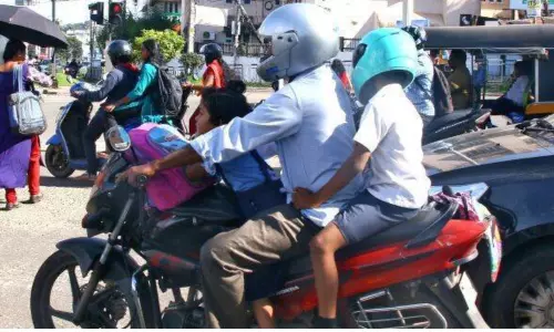 Karnataka: హెల్మెట్ లేకుంటే లైసెన్స్ రద్దు..