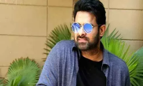 అభిమానులకు అడ్వాన్సుగా ప్రభాస్ పుట్టినరోజు కానుక.. రాధేశ్యామ్ పోస్టర్ రిలీజ్ చేసిన చిత్ర యూనిట్