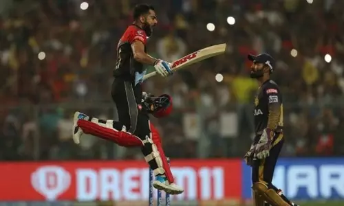 IPL 2020: కోల్కతాపై బెంగళూరు రాయల్ విక్టరీ IPL 2020: కోల్కతాపై బెంగళూరు రాయల్ విక్టరీ