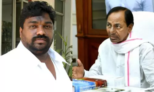 సీఎం కేసీఆర్ కు సినీ నిర్మాత నట్టి కుమార్ లేఖ! సీఎం కేసీఆర్ కు సినీ నిర్మాత నట్టి కుమార్ లేఖ!