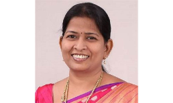 West Godavari updates: విజయదశమి సందర్భంగా ప్రత్యేక పూజల్లో పాల్గొన్న మంత్రి తానేటి వనిత..