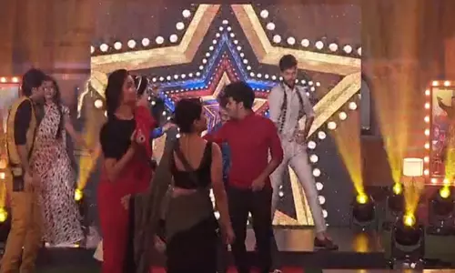 బిగ్బాస్లో అవార్డుల పంట! బిగ్బాస్లో అవార్డుల పంట!