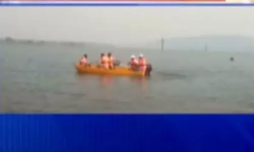 మంచిర్యాల జిల్లాలో విషాదం.. గొల్లవాగులో మునిగిన నాటుపడవ