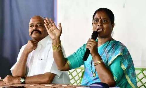 ఫైర్‌బ్రాండ్‌ కపుల్‌ కొత్త దారి అన్వేషిస్తున్నారా?