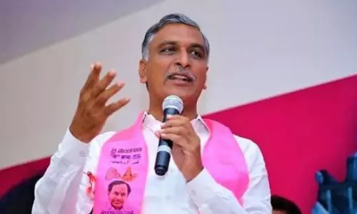 బీజేపీ, కాంగ్రెస్ పార్టీలపై విమర్శలు గుప్పించిన హరీష్ రావు