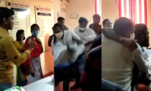 కాకతీయ యూనివర్శిటీలో నాన్‌ బోర్డర్స్‌ వీరంగం