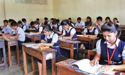 ఏపీలో రేపటి నుంచి తెరుచుకోనున్న పాఠశాలలు