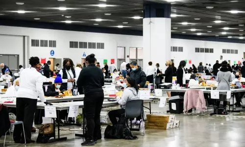 ట్రంప్, బైడెన్‌ మధ్య హోరాహోరి.. తుది ఫలితాలపై సర్వత్రా ఉత్కంఠ