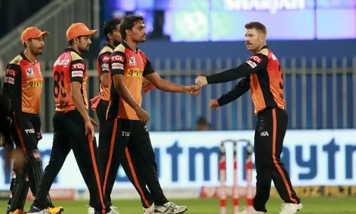 హైదరాబాద్ లక్ష్యం 150 పరుగులు..