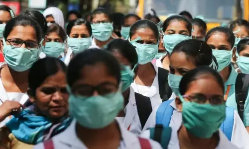 విశాఖలోని స్కూల్స్‌లో కరోనా కలకలం!