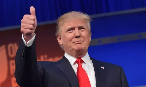 అమెరికాలో తలకిందులవుతున్న ట్రంప్ ఆశలు అమెరికాలో తలకిందులవుతున్న ట్రంప్ ఆశలు