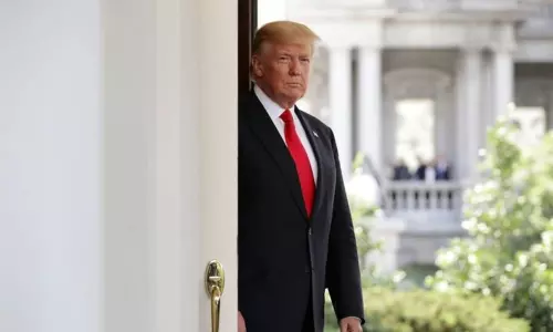 కింద పడ్డా నాదే పైచేయి..ట్రంప్ గగ్గోలు! కింద పడ్డా నాదే పైచేయి..ట్రంప్ గగ్గోలు!