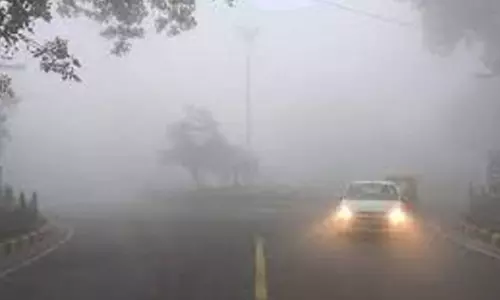 తెలుగు రాష్ట్రాల్లో చలి పంజా.. ఏజెన్సీ ప్రాంతాల్లో కనిష్ఠ ఉష్ణోగ్రతలు! తెలుగు రాష్ట్రాల్లో చలి పంజా.. ఏజెన్సీ ప్రాంతాల్లో కనిష్ఠ ఉష్ణోగ్రతలు!