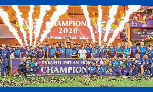 తిరుగులేని ముంబై.. ఐదోసారి ఐపీఎల్ విజేత!!