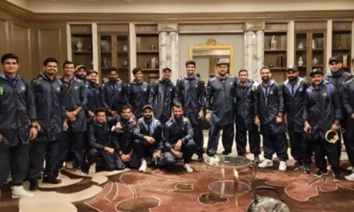 ఆస్ట్రేలియా టూర్కు సిద్ధమైన టీమిండియా ఆస్ట్రేలియా టూర్కు సిద్ధమైన టీమిండియా