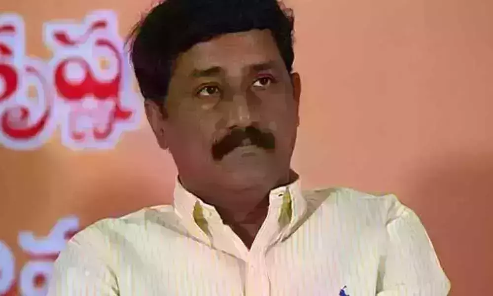 మాజీ మంత్రి గంటా శ్రీనివాస్‌రావుకు బిగ్ షాక్