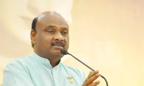 విజయసాయి రెడ్డిపై మాజీ మంత్రి అయ్యన్నపాత్రుడు విమర్శలు