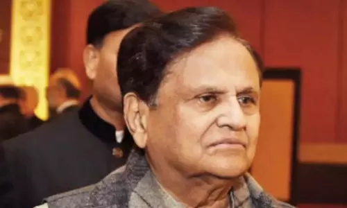 విషమంగా అహ్మద్ పటేల్ ఆరోగ్యం! విషమంగా అహ్మద్ పటేల్ ఆరోగ్యం!