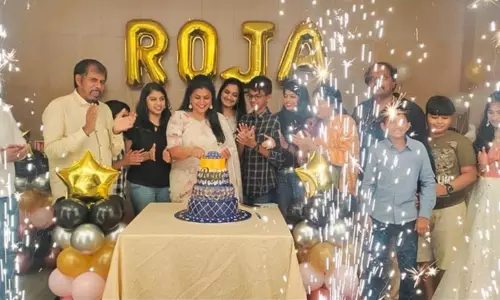 ఘనంగా ఎమ్మెల్యే రోజా బర్త్ డే వేడుకలు!